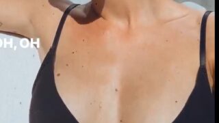 Lena Meyer-Landrut zeigt sich sexy im Bikini